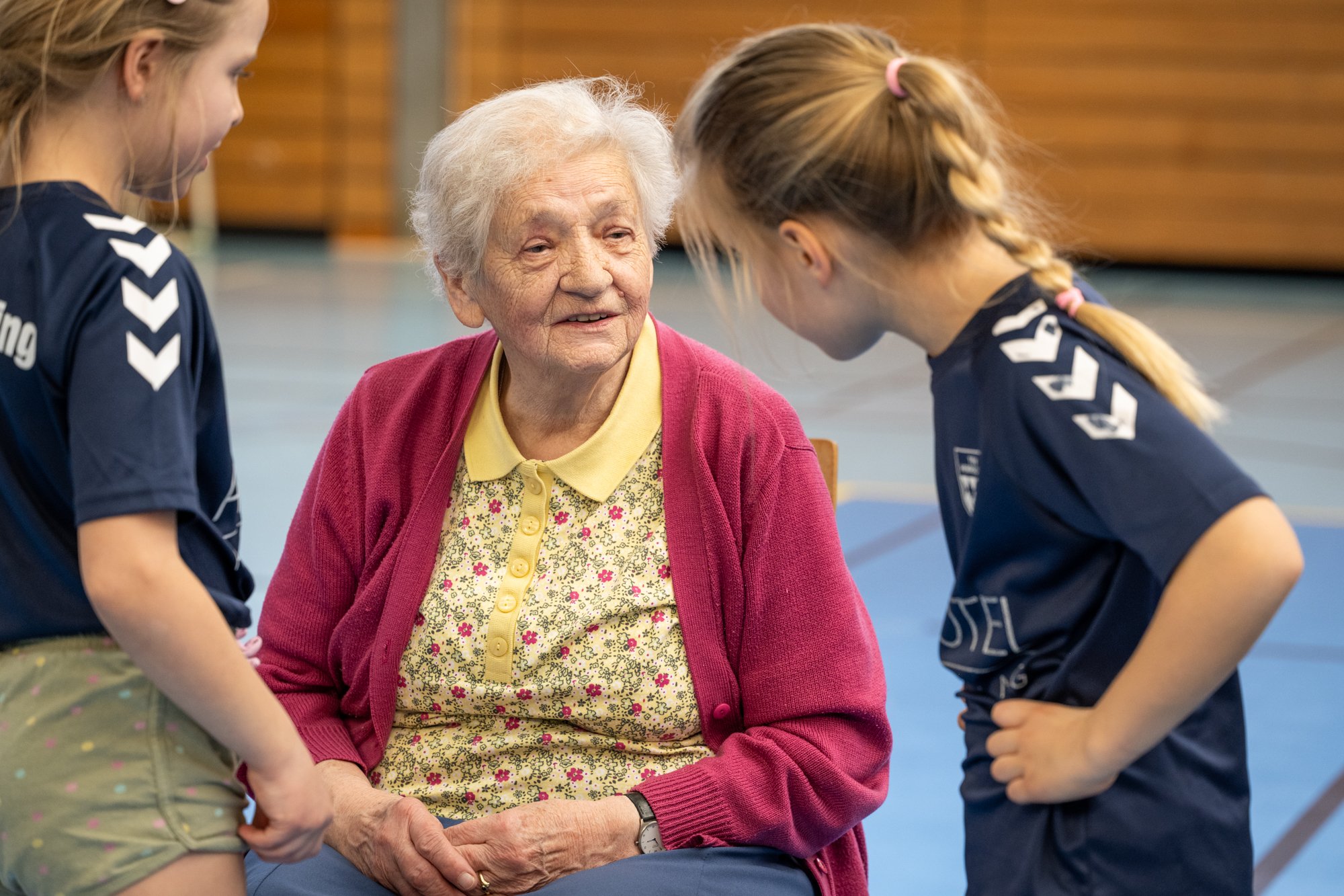 Senioren-Sportnachmittag mit F-Jugend & Mittwochsclub
